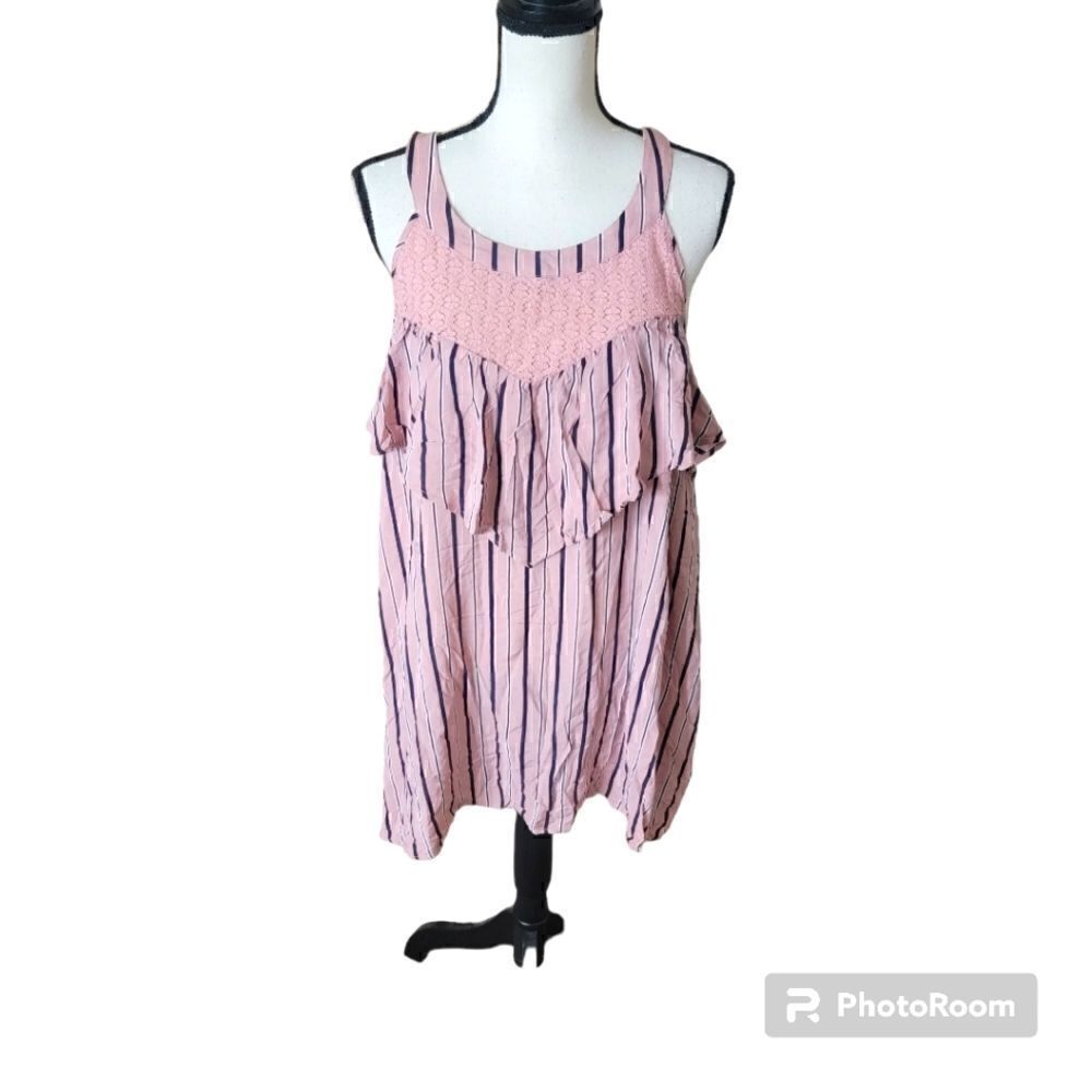 Torrid Layered Tank Top with Halter Neck. Size 5.
